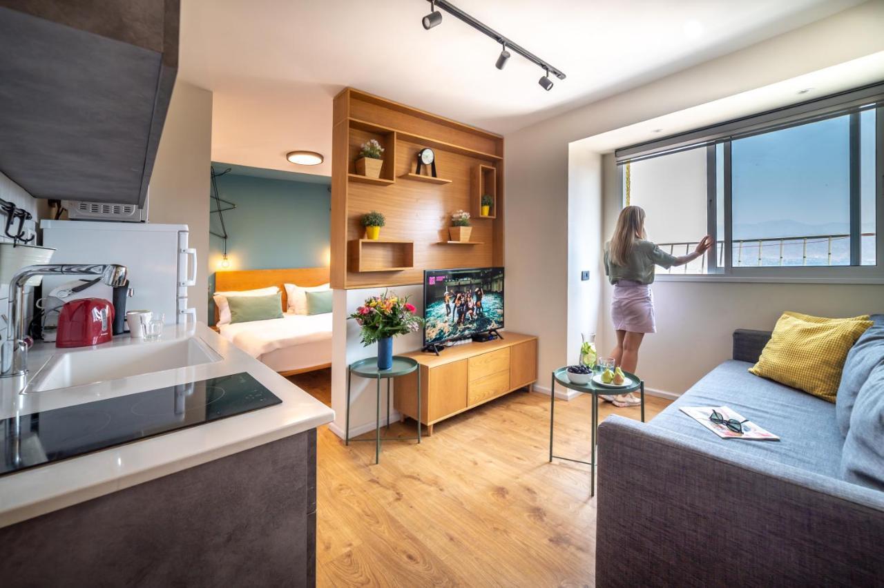 The Six Days Stylish One Bedroom Apartments Eilat Buitenkant foto